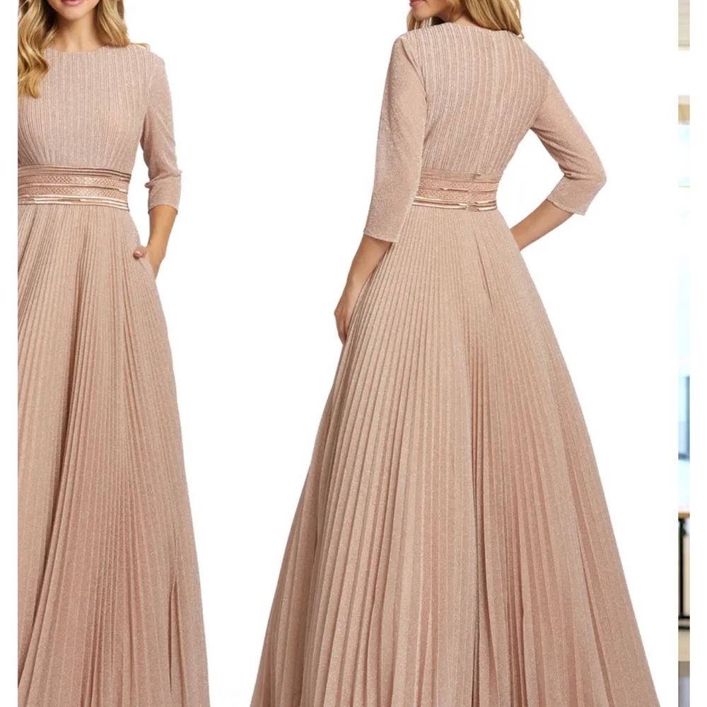 COPY - Sparkle Pleated Ballgown
IEENA FOR MAC DUGGAL
 Size 8  worn once Rose go…